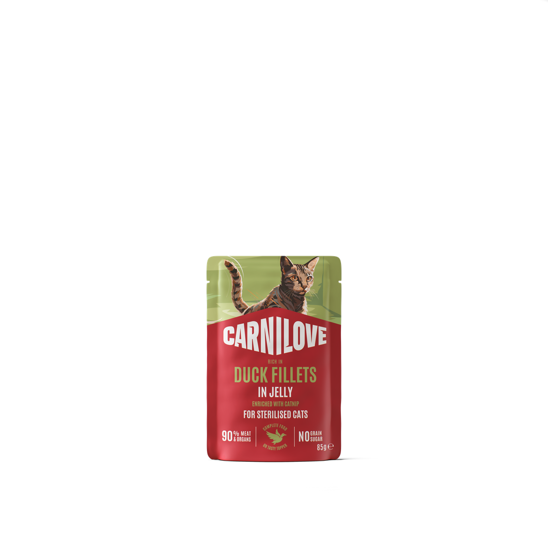 CARNILOVE Cat POUCH JELLY rich in Duck enriched with Catnip for Sterilised 85g