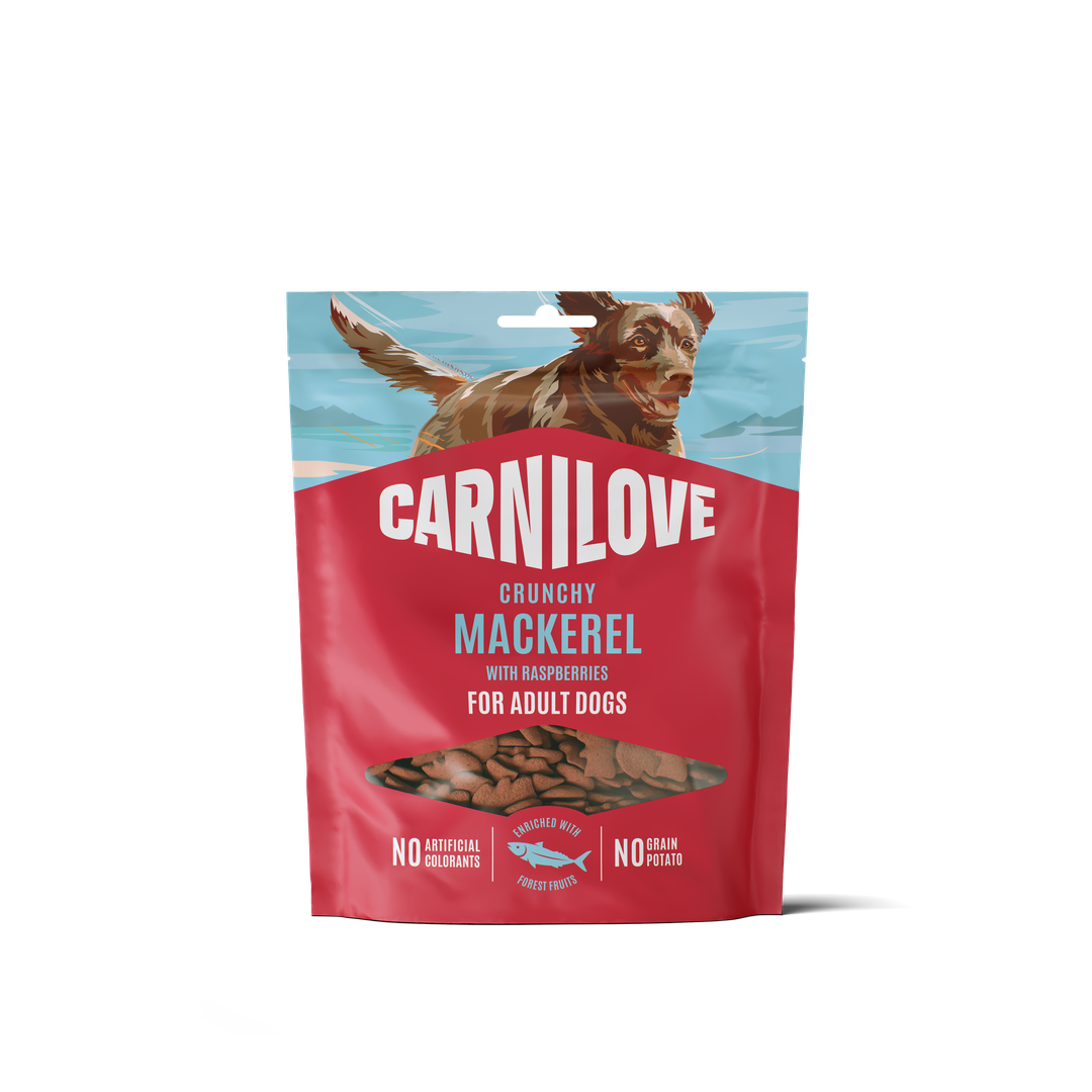 CARNILOVE Dog CRUNCHY Snack Mackerel with Raspberries 200g